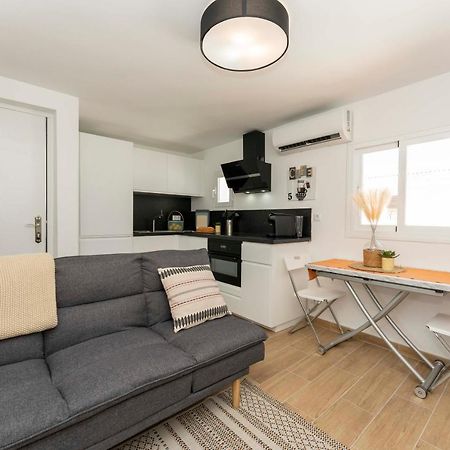 Apartamento 2 Dormitorios Cerca De La Playa En Casco Historico เอสเตโปนา ภายนอก รูปภาพ