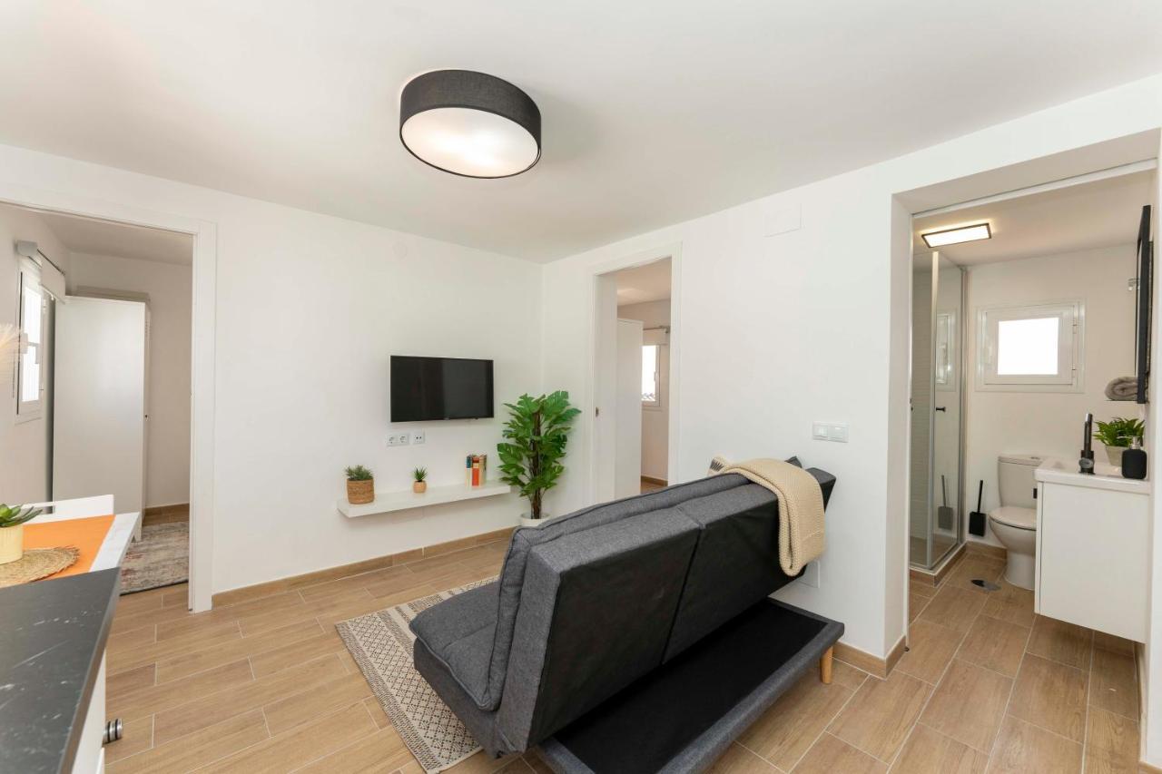 Apartamento 2 Dormitorios Cerca De La Playa En Casco Historico เอสเตโปนา ภายนอก รูปภาพ
