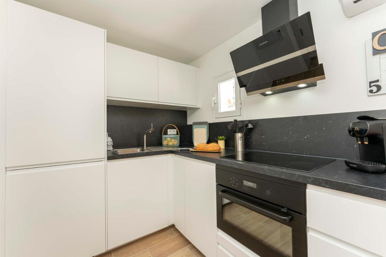 Apartamento 2 Dormitorios Cerca De La Playa En Casco Historico เอสเตโปนา ภายนอก รูปภาพ